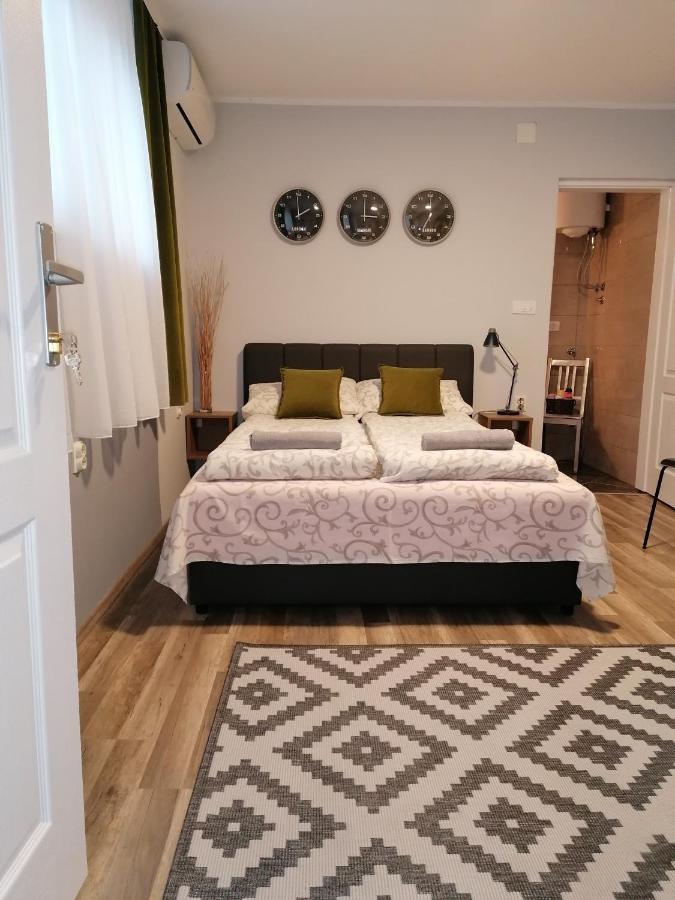 Sombor 19 Central Apartment 외부 사진