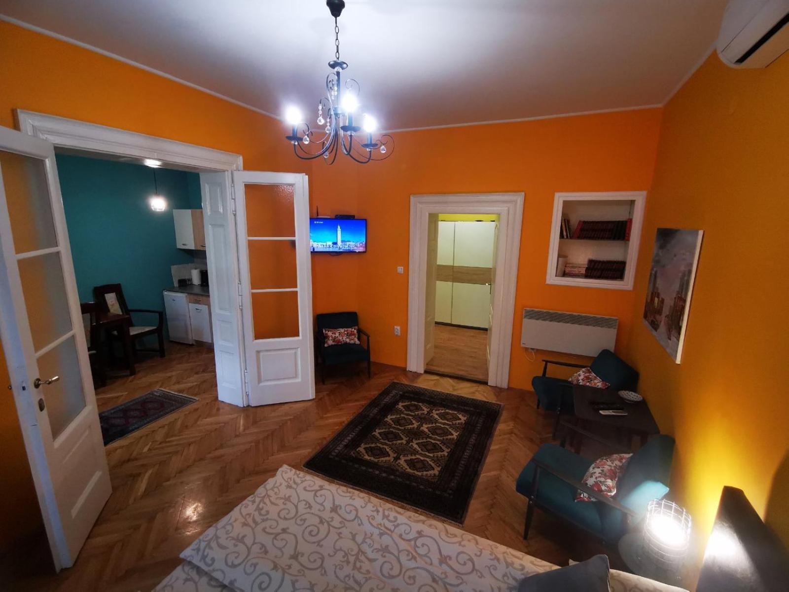 Sombor 19 Central Apartment 외부 사진